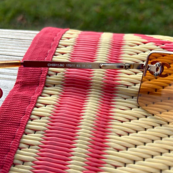 Chanel Vintage Sunglasses with rhinestone CC’s. - Picture 8 of 13